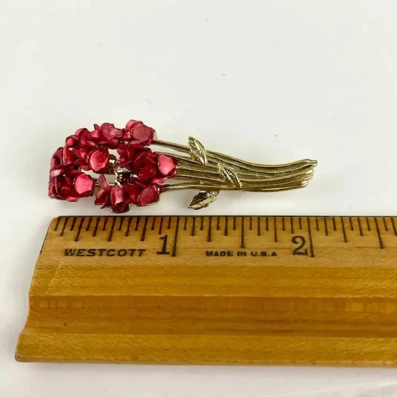 VTG Red Rose Bouquet Avon DM 97 Signed Metal Gold Tone Brooch Pin - Picture 5 of 8